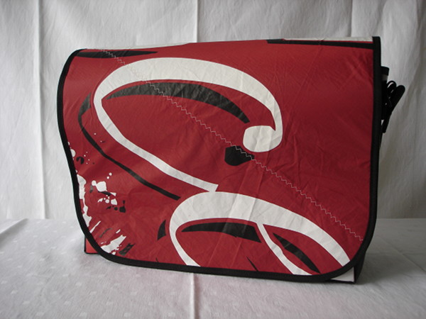 kitebag messenger 008